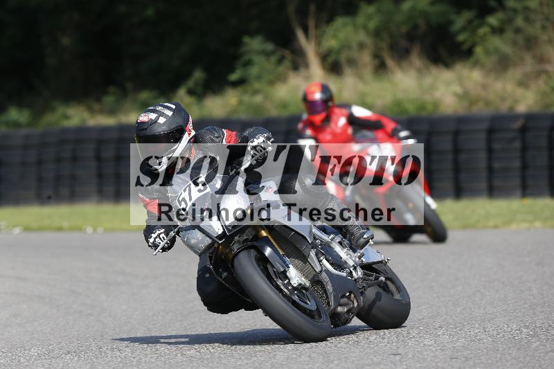 /45 10.08.2025 Plüss Moto Sport ADR/Einsteiger/595